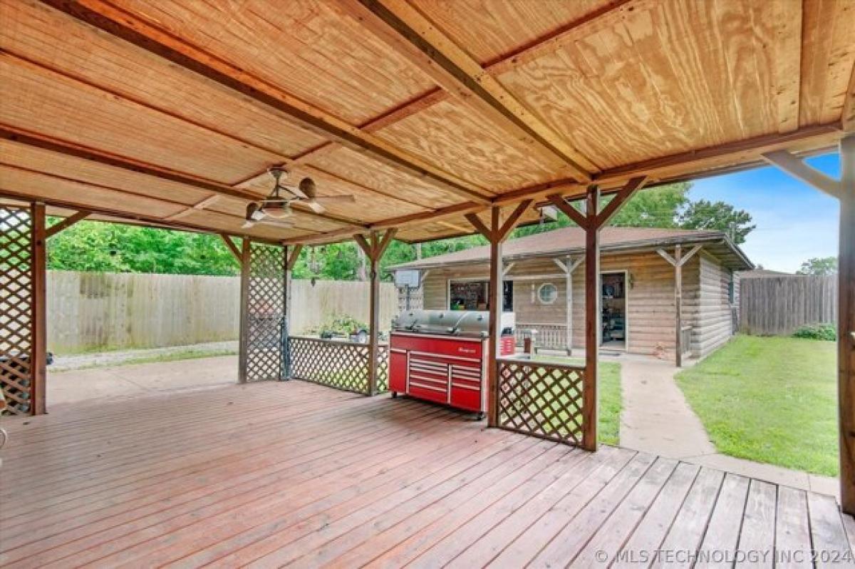 Picture of Home For Sale in Dewey, Oklahoma, United States