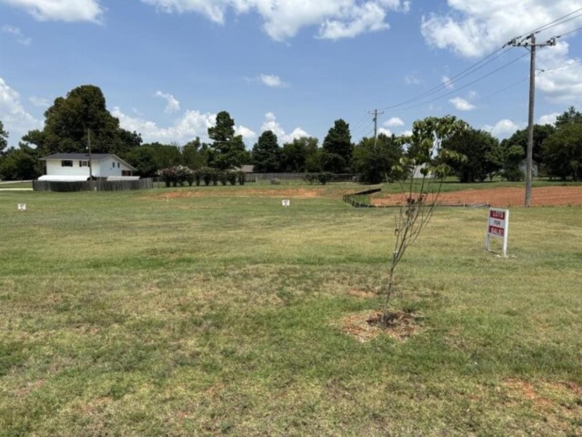 Picture of Residential Land For Sale in Norman, Oklahoma, United States