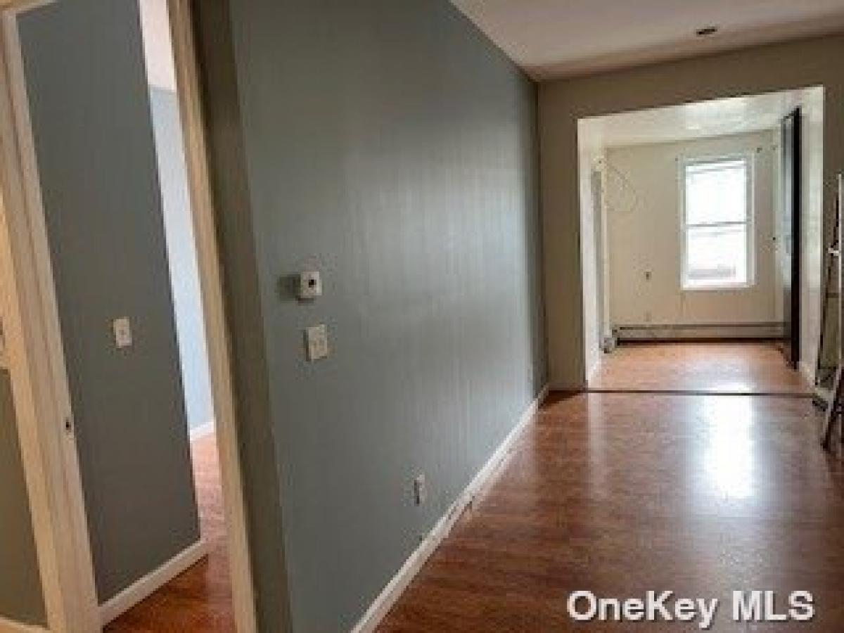 Picture of Apartment For Rent in Woodhaven, New York, United States