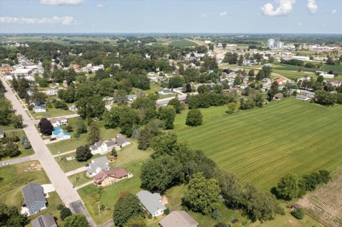 Picture of Residential Land For Sale in Westby, Wisconsin, United States