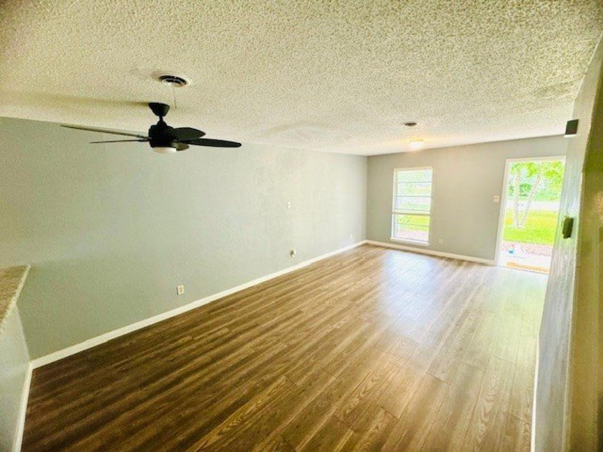 Picture of Apartment For Rent in League City, Texas, United States