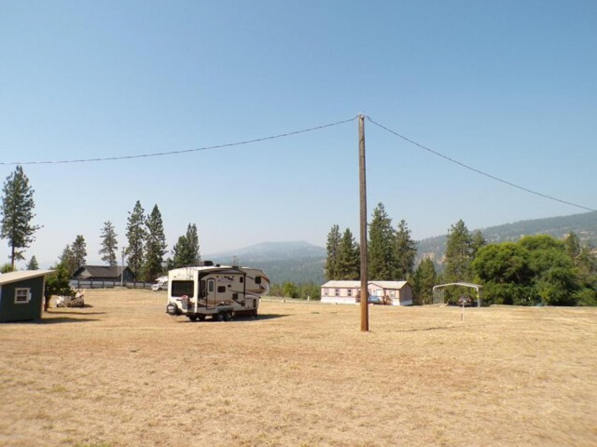 Picture of Residential Land For Sale in Kettle Falls, Washington, United States