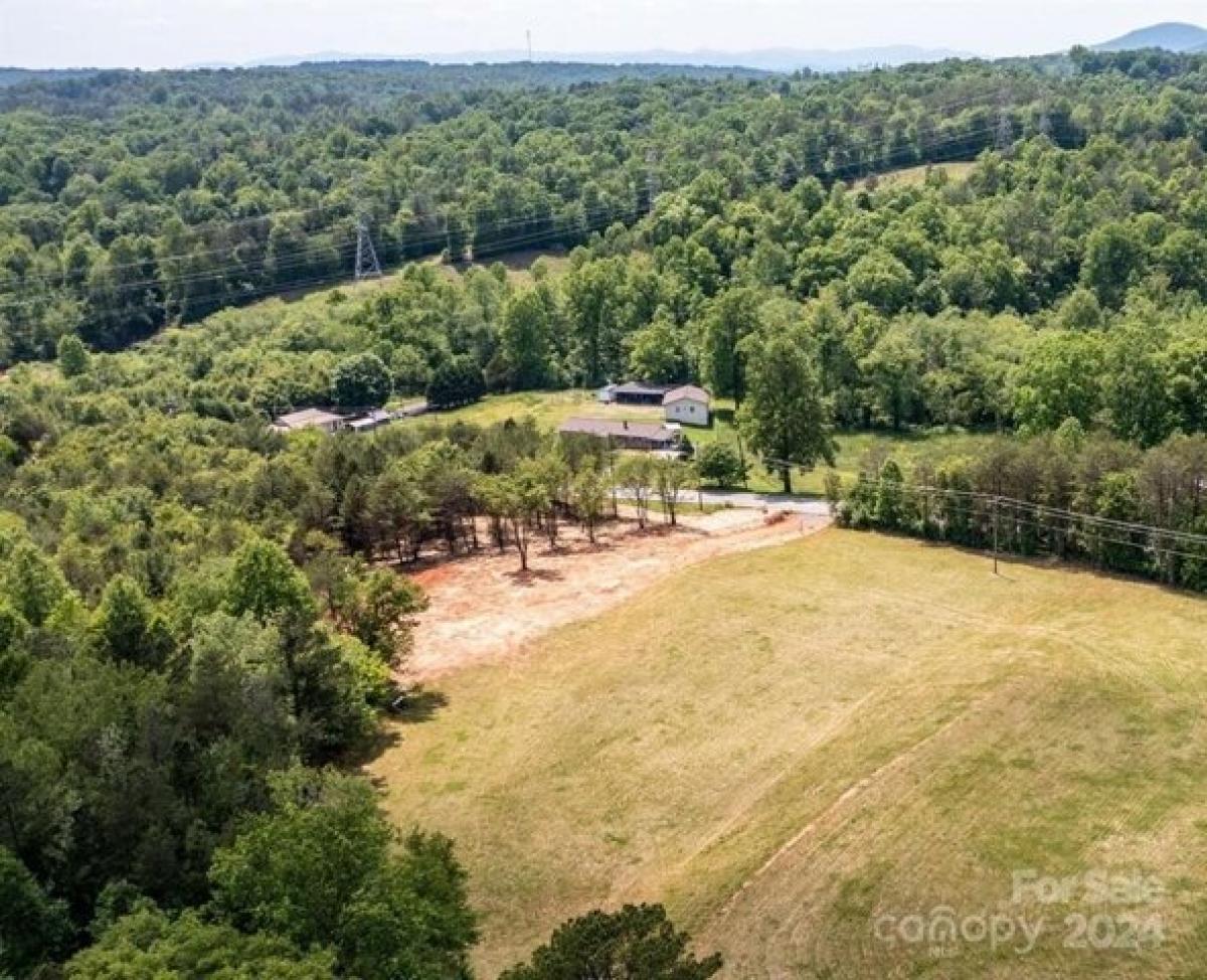 Picture of Residential Land For Sale in Hickory, North Carolina, United States