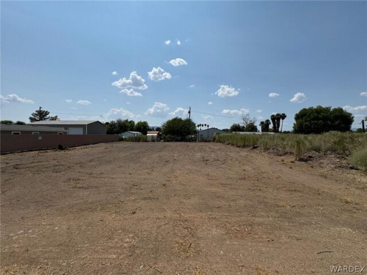 Picture of Residential Land For Sale in Mohave Valley, Arizona, United States