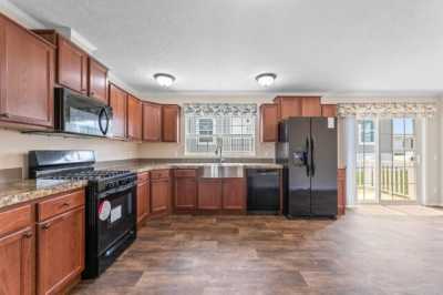 Home For Sale in Navarre, Ohio