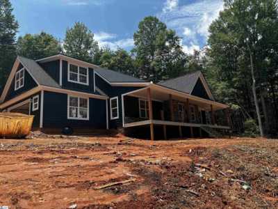 Home For Sale in Travelers Rest, South Carolina