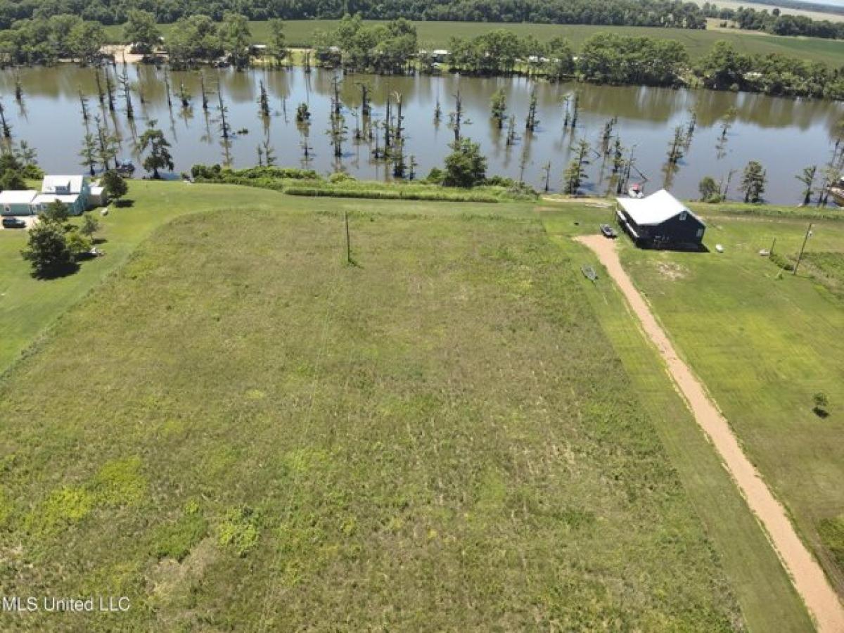 Picture of Residential Land For Sale in Tchula, Mississippi, United States