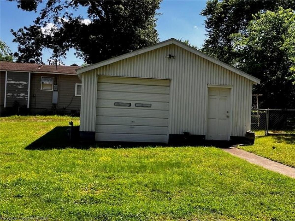 Picture of Home For Sale in Booneville, Arkansas, United States