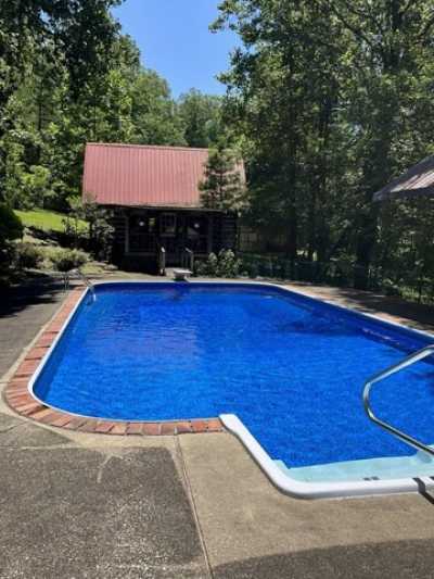 Home For Sale in Manchester, Kentucky