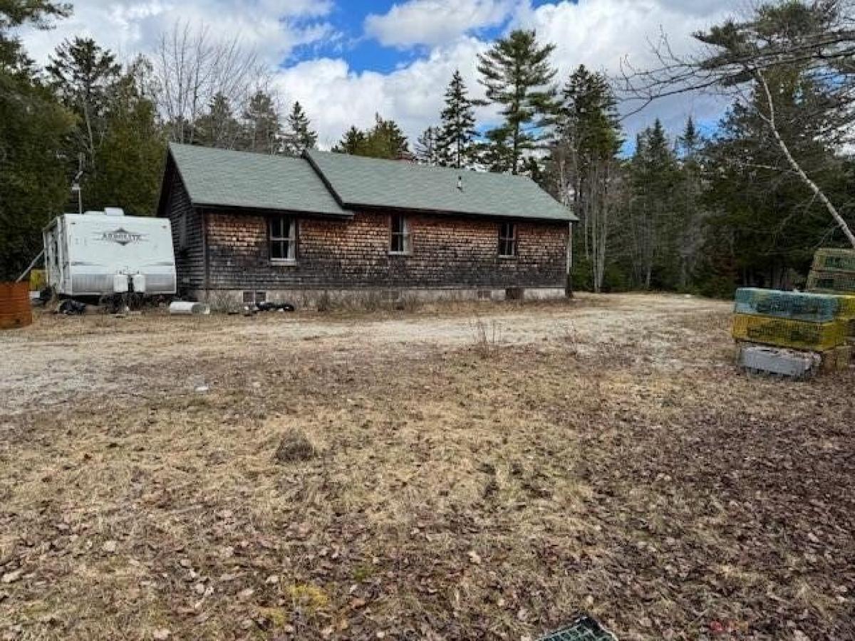 Picture of Residential Land For Sale in Blue Hill, Maine, United States