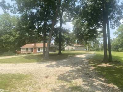 Home For Sale in Donnellson, Iowa