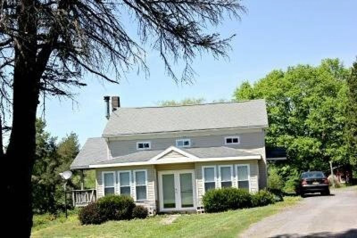 Picture of Home For Sale in Bainbridge, New York, United States