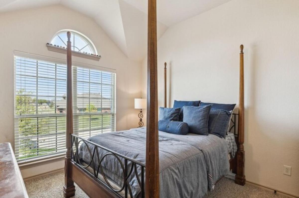 Picture of Home For Sale in Kennedale, Texas, United States