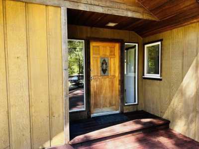 Home For Sale in Redway, California