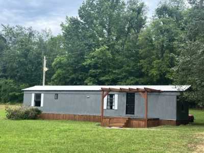 Home For Sale in Centerville, Tennessee