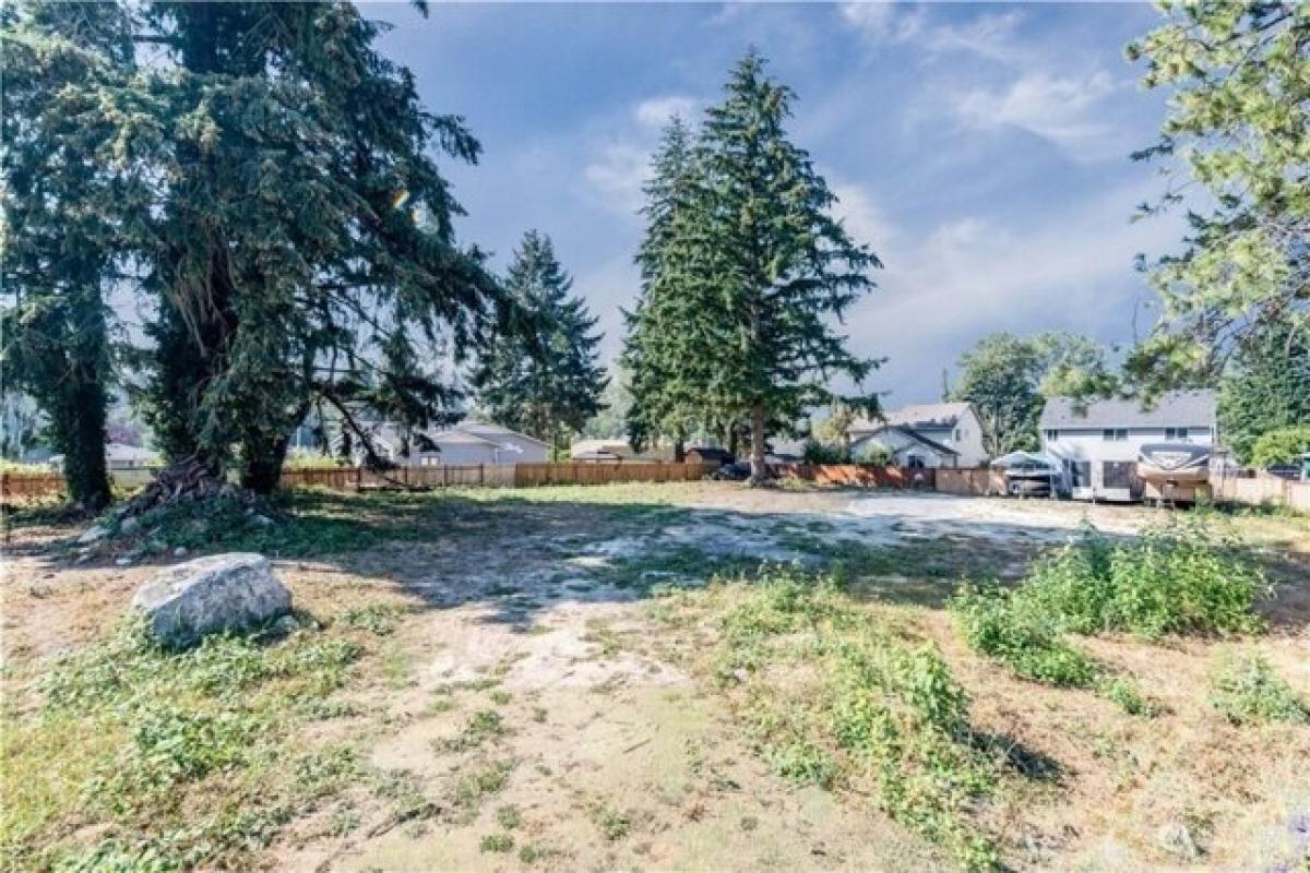 Picture of Residential Land For Sale in Tacoma, Washington, United States