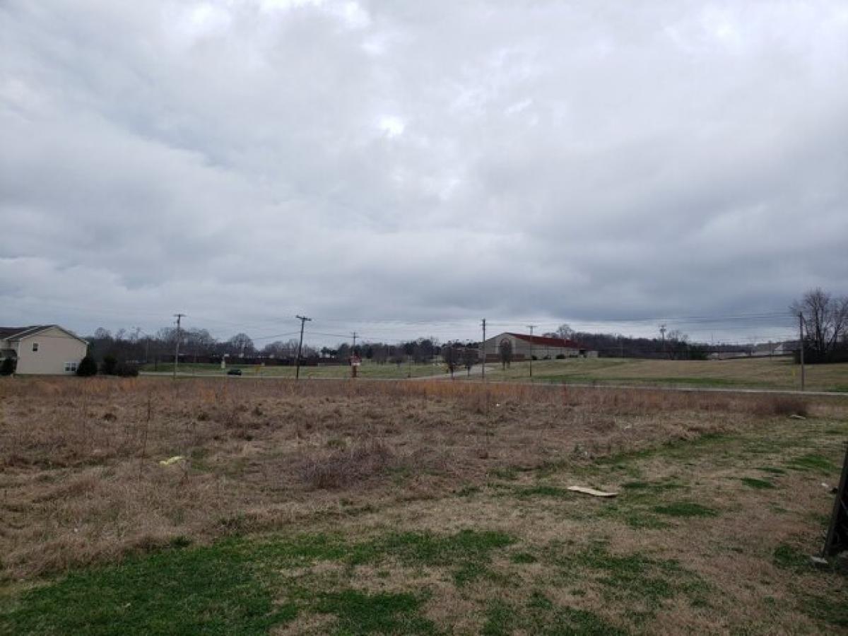 Picture of Residential Land For Sale in Columbia, Tennessee, United States