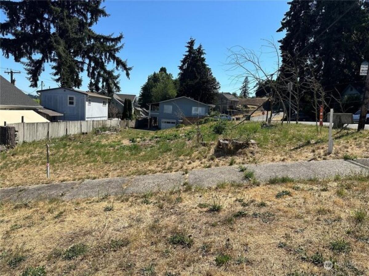 Picture of Residential Land For Sale in Bremerton, Washington, United States