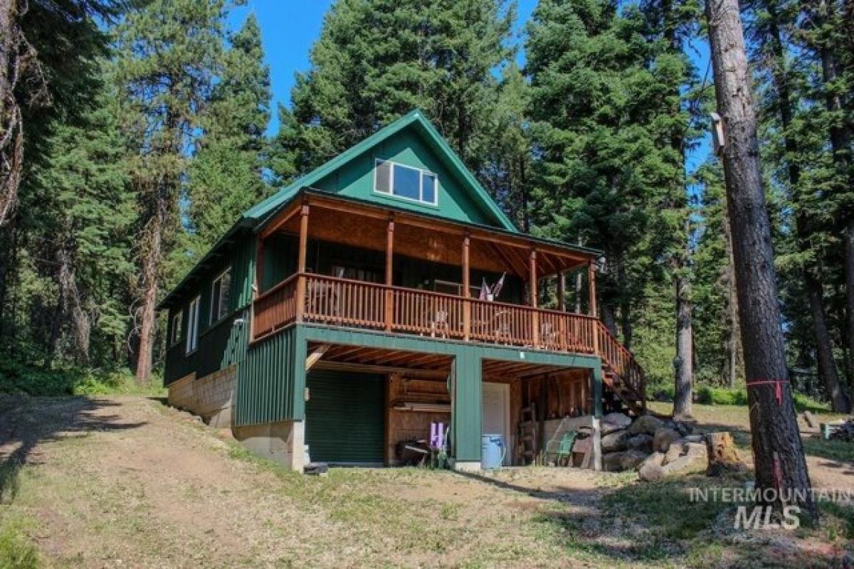 Picture of Home For Sale in Cascade, Idaho, United States