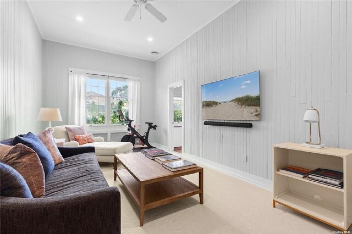 Picture of Home For Sale in Quogue, New York, United States