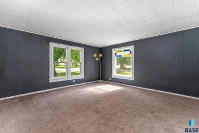 Home For Sale in Beresford, South Dakota