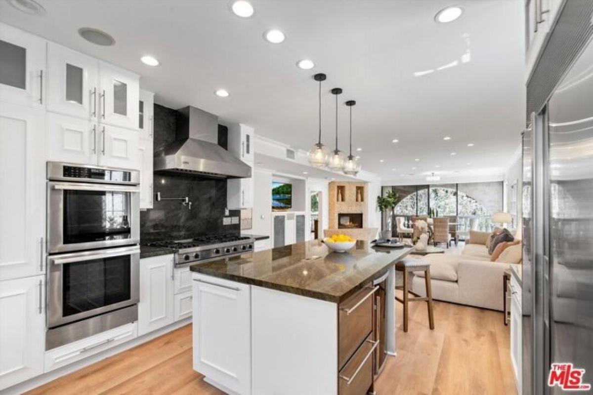 Picture of Home For Sale in Playa del Rey, California, United States