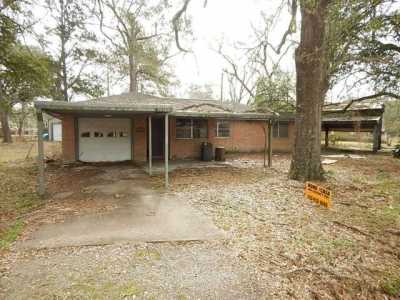 Home For Sale in Vidor, Texas