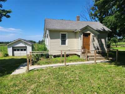 Home For Sale in Harborcreek, Pennsylvania