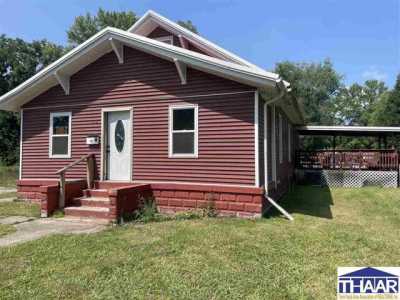 Home For Sale in Clinton, Indiana