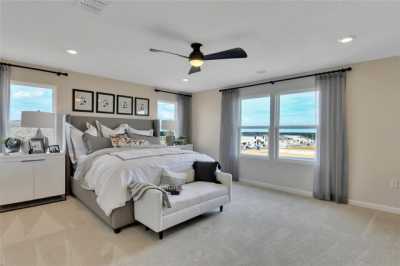 Home For Sale in Mascotte, Florida