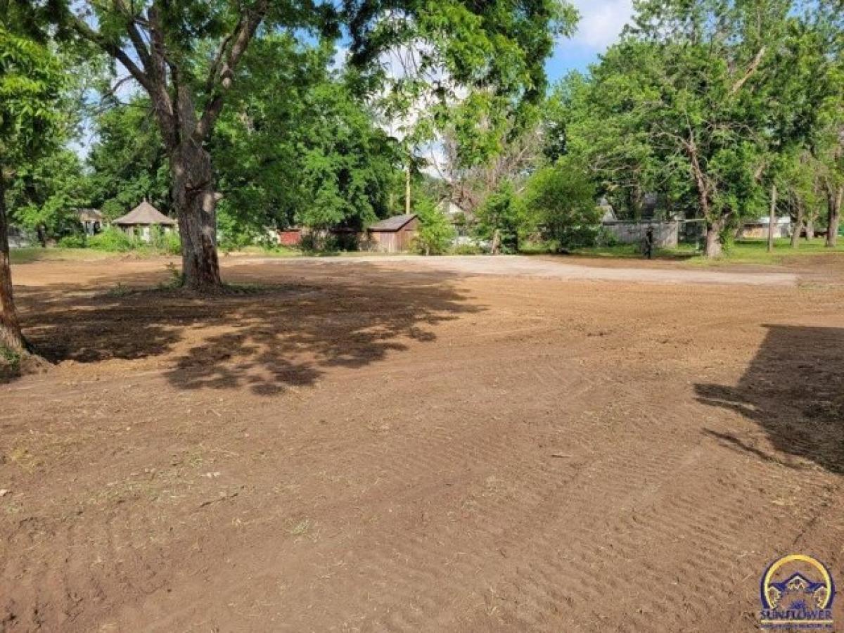 Picture of Residential Land For Sale in Nickerson, Kansas, United States