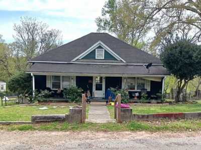 Home For Sale in Cowpens, South Carolina