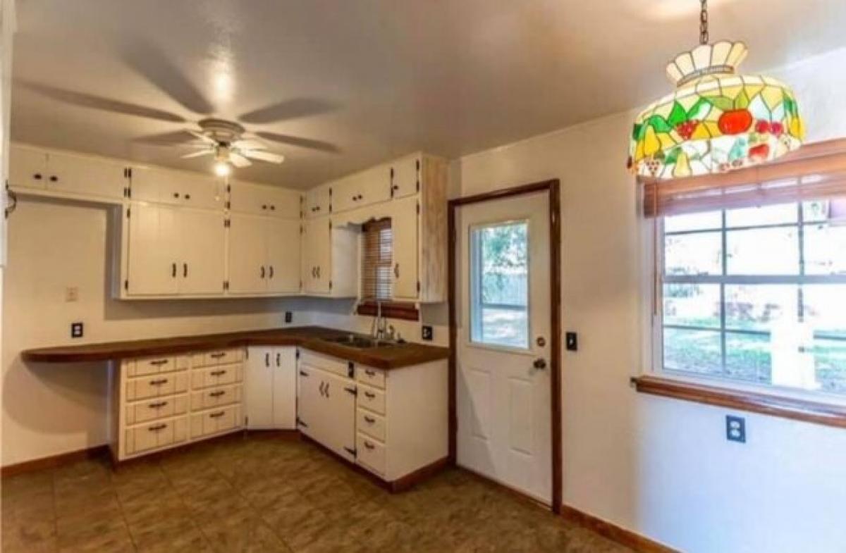 Picture of Home For Rent in Clinton, Oklahoma, United States