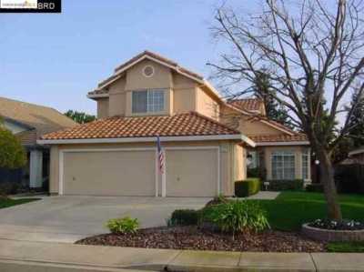 Home For Rent in Antioch, California