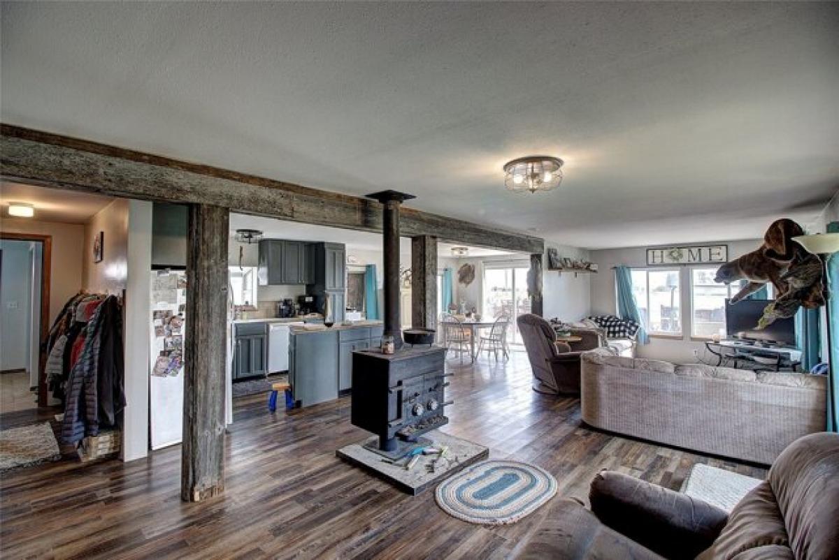 Picture of Home For Sale in Ronan, Montana, United States