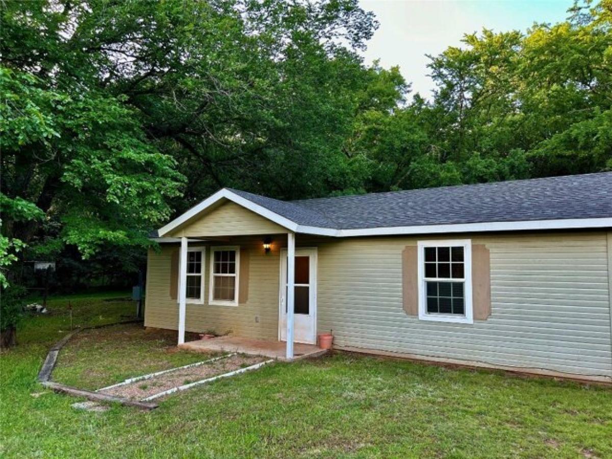 Picture of Home For Sale in Sparks, Oklahoma, United States