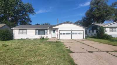 Home For Sale in North Newton, Kansas