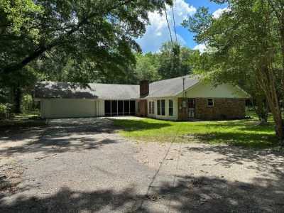 Home For Sale in Picayune, Mississippi