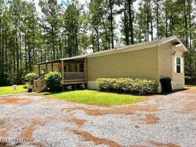 Home For Sale in Lucedale, Mississippi