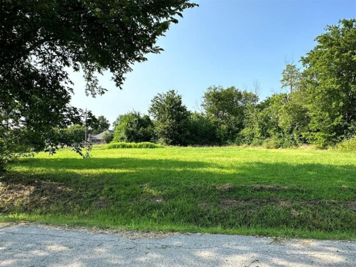 Picture of Residential Land For Sale in Tulsa, Oklahoma, United States