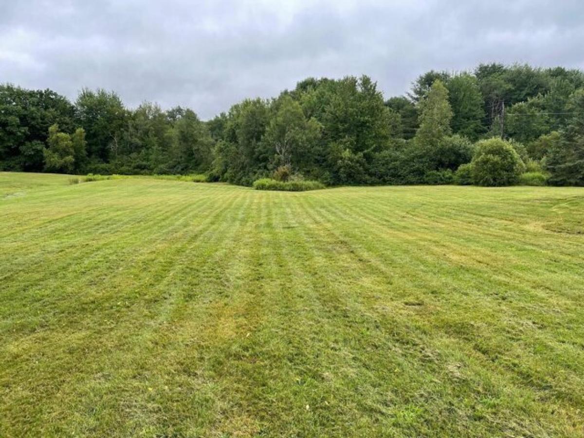 Picture of Residential Land For Sale in Pittsfield, Maine, United States