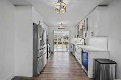 Home For Sale in East Quogue, New York