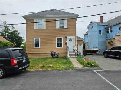 Home For Sale in Johnston, Rhode Island