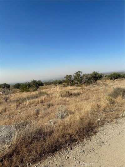 Residential Land For Sale in Llano, California