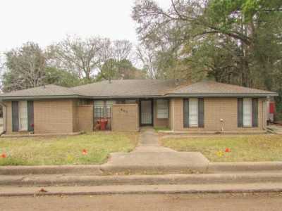 Home For Rent in Huntsville, Texas