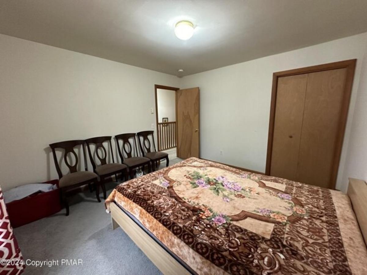 Picture of Home For Rent in Bushkill, Pennsylvania, United States