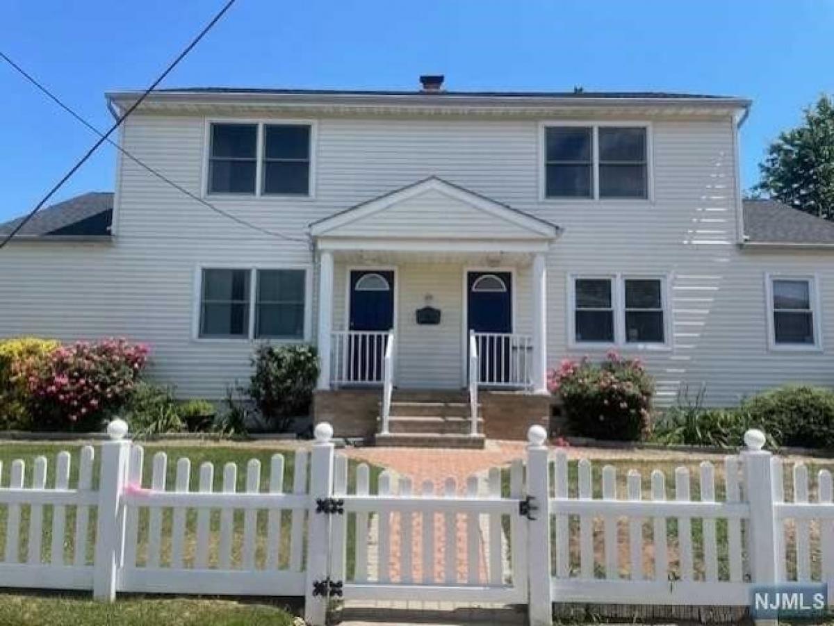 Picture of Home For Rent in Lyndhurst, New Jersey, United States