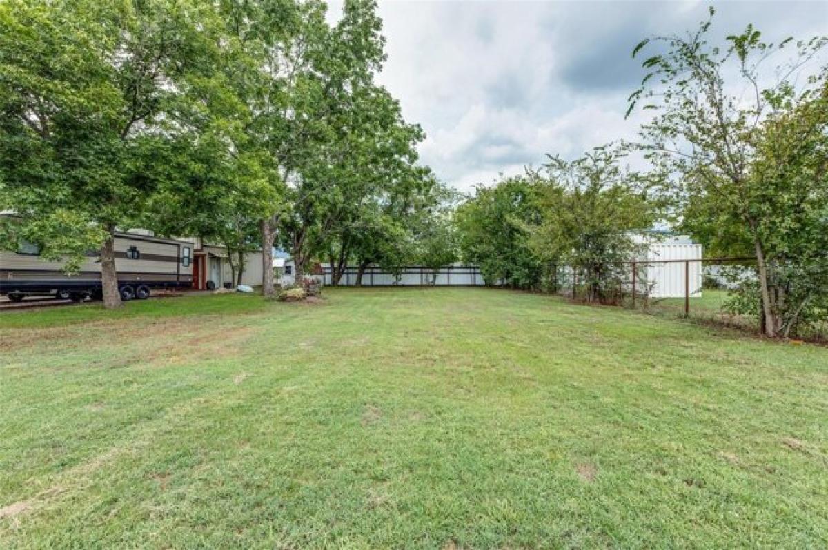 Picture of Residential Land For Sale in Caddo Mills, Texas, United States