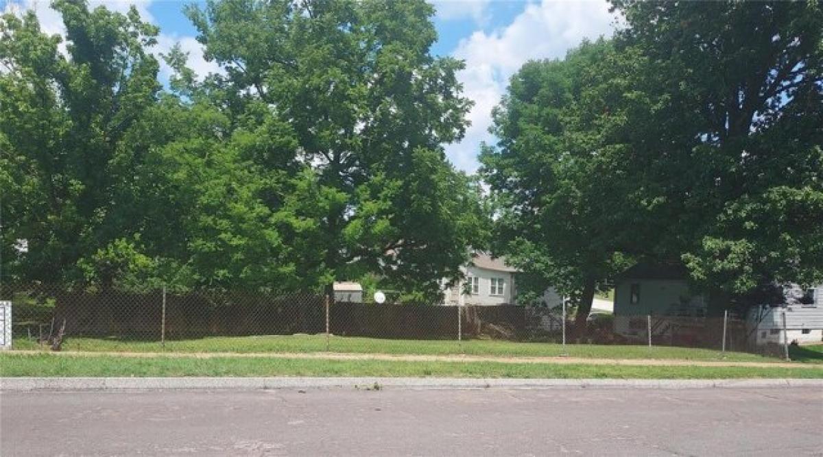 Picture of Residential Land For Sale in Saint Louis, Missouri, United States