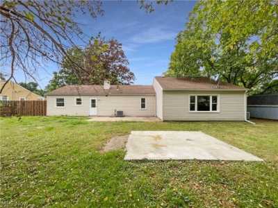 Home For Sale in Willoughby, Ohio